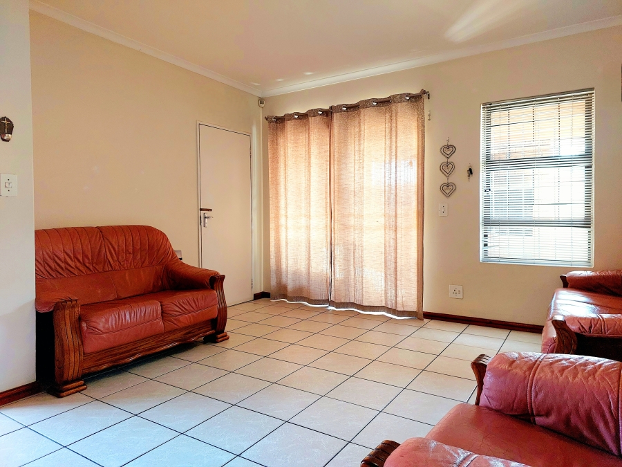 3 Bedroom Property for Sale in Protea Heights Western Cape